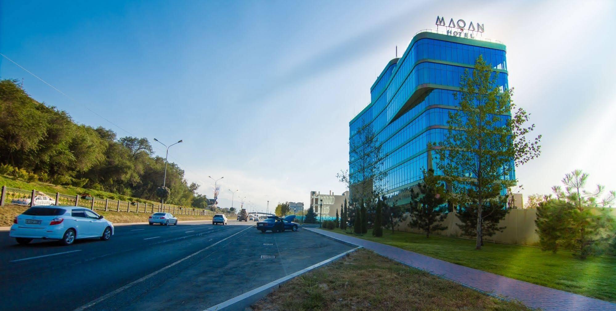 Maqan Hotel Almatý Exterior foto